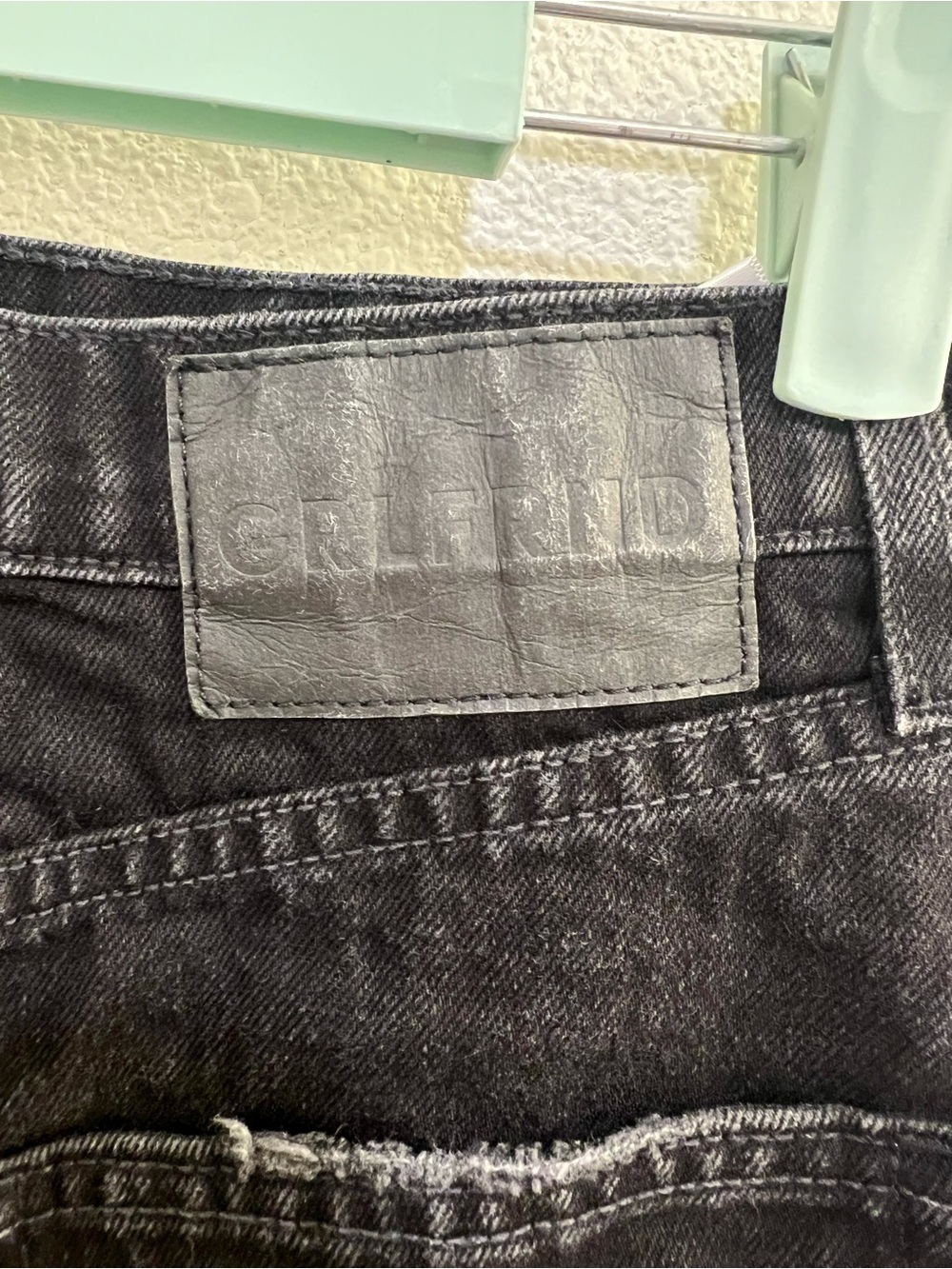 GRLFRND denim double slit mini skirt - 25 - Picture 5 of 7